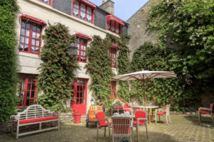 hôtel restaurant Les Fuchsias Exterieur prises de vues d’un hotel en normandie