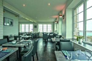 RESTAURANT AUBERGE DES GROTTES LA HAGUE NORMANDIE COTENTIN TOURISME