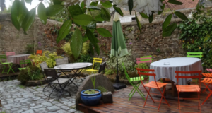 restaurant-Cour sarrasine Valognes terrasse-cotentin-tourisme