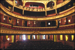 IMG_4639-theatre-a-italienne-vue-face-salle-cherbourg-normandie@villedecherbourg