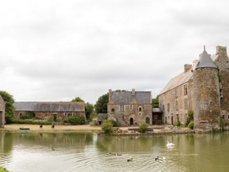 Les manoirs et les corps de ferme de la Côte des Isles