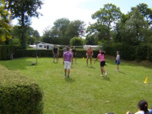 Activité camping Cotentin Volley Ball @camping Etang des Haizes La Haye du Puit