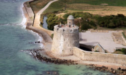 Les tours Vauban de la Hougue et de Tatihou à St Vaast-la-Hougue