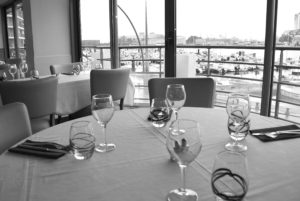 Restaurant La Marina - vue port de Cherbourg @agencesodirect - Cotentin Tourisme