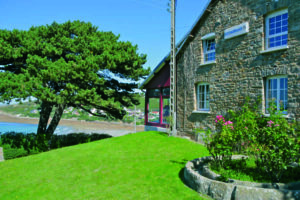 restaurant-maison-rouge-anse-de-brick-cotentin-normandie-Cherbourg