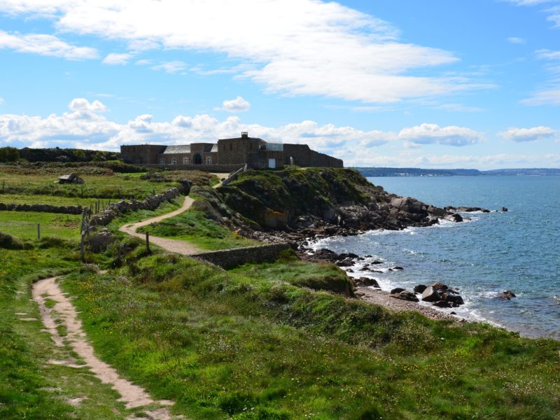 Le sémaphore et le fort du Cap Lévi à Fermanville