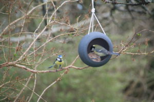poterie-au-gres-du-temps-cotentin-mangeoire-oiseaux-jardin