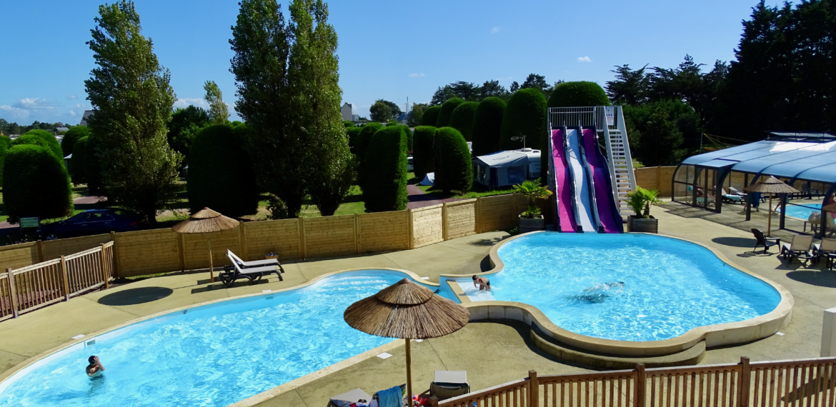 Camping Espérance - vue-aerienne-espace-aquatique-terrasse-camping-esperance-denneville-cote-desisles-normandie