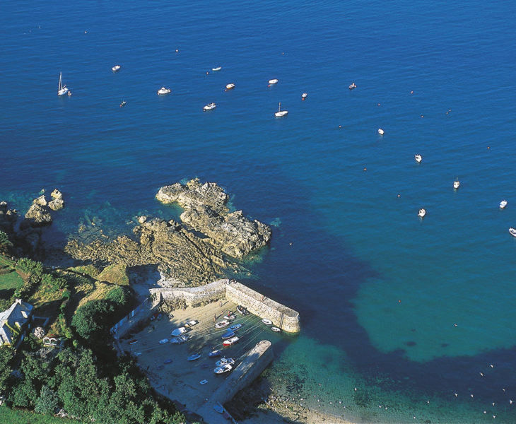 Venez visiter Port Racine dans la Manche