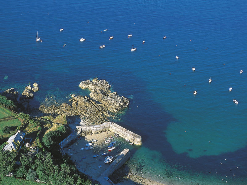 Venez visiter Port Racine dans la Manche