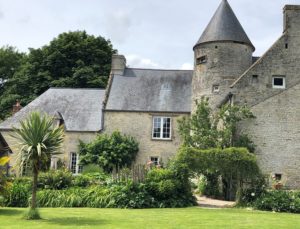 exterieur manoir de juganville - chambre d'hote normandie cotentin