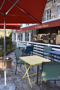 restaurant le chasse marée vue port terrasse saint-vaast-la-hougue cotentin tourisme selection adresses normandie