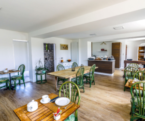 GITE ET CHAMBRES D HOTES LA VILLA BEL AIR FLAMANVILLE LA HAGUE COTENTIN NORMANDIE PETIT DEJEUNER